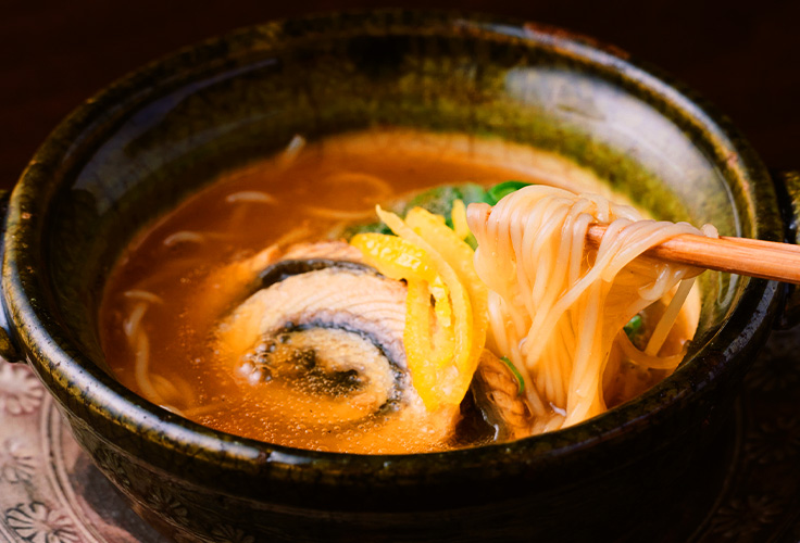 濃厚うなぎスープ煮麺